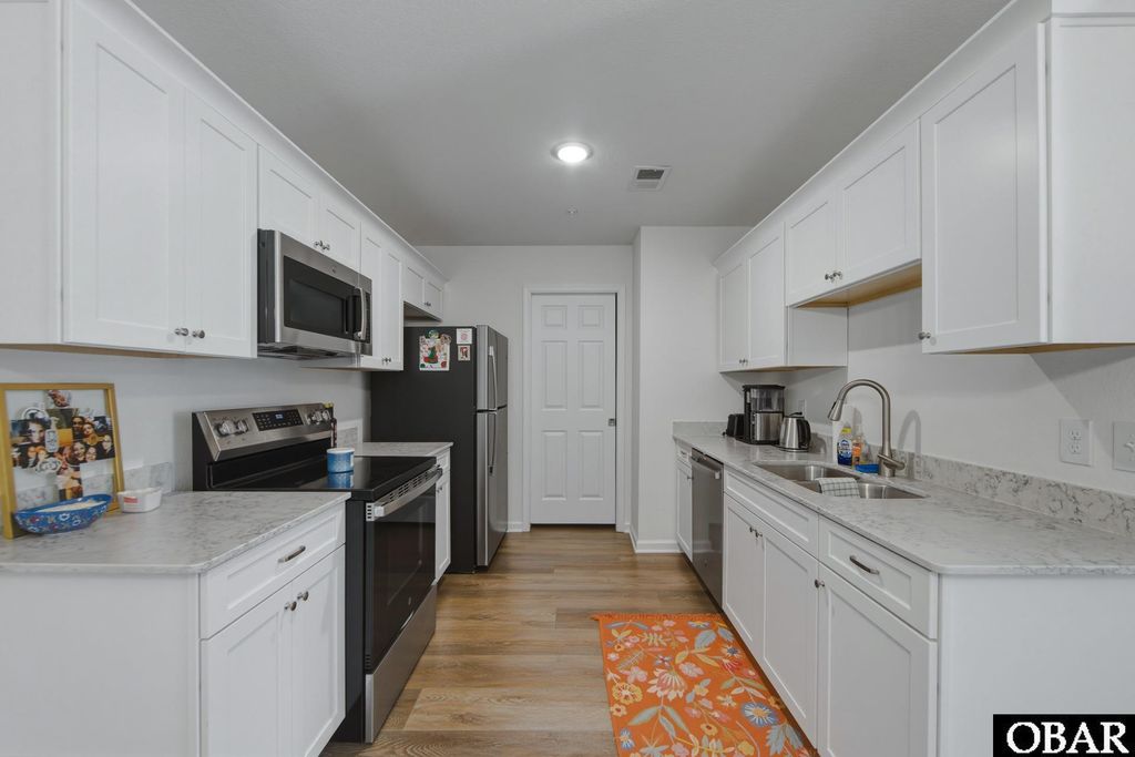 Image 3 of property listing at 816 Caroline Ct # D, Corolla, NC 27927