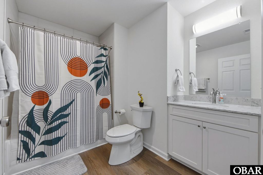 Image 10 of property listing at 816 Caroline Ct # D, Corolla, NC 27927