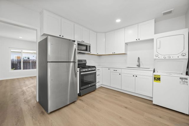 6979-81 Amherst, San Diego, CA 92115