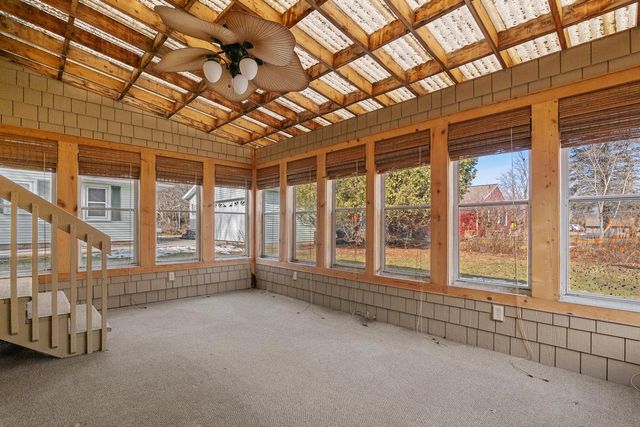 316 E Park View LANE, Manitowoc, WI 54220