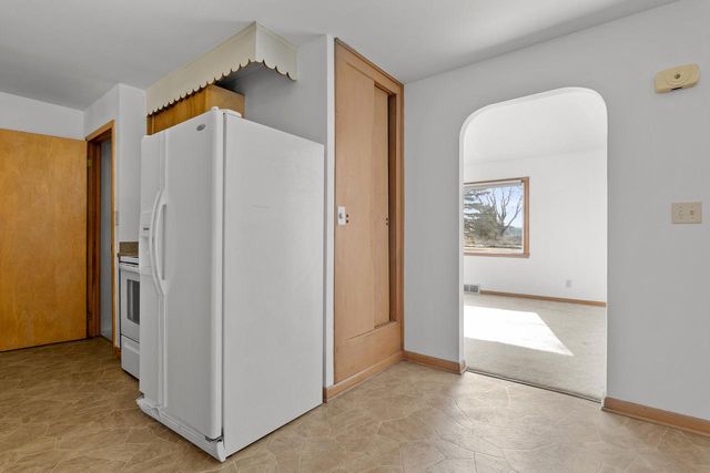 316 E Park View LANE, Manitowoc, WI 54220