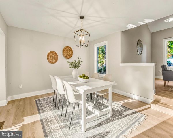 15 BRONWOOD DR, Voorhees, NJ 08043