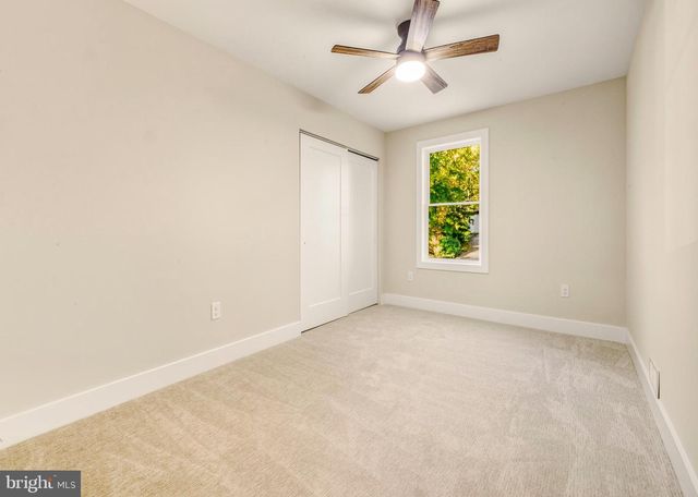 15 BRONWOOD DR, Voorhees, NJ 08043