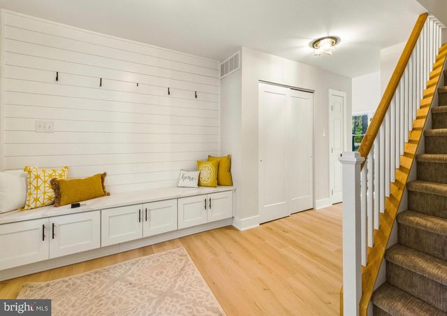 15 BRONWOOD DR, Voorhees, NJ 08043