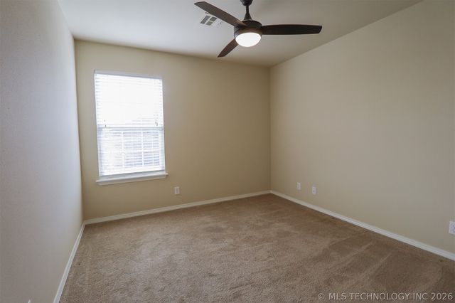 2705 W Decatur Street, Broken Arrow, OK 74011