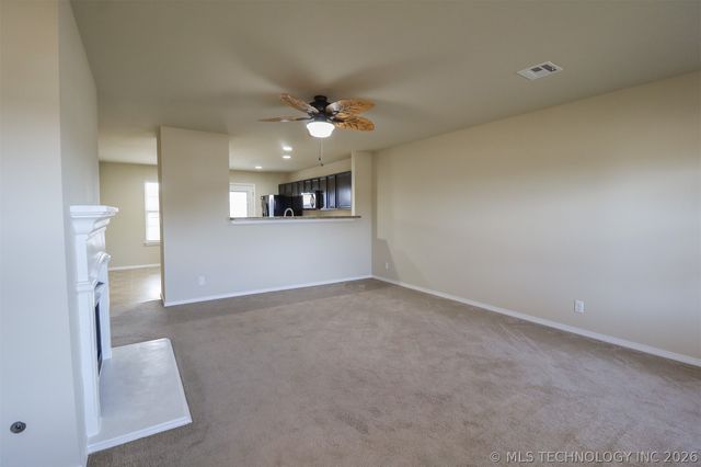 2705 W Decatur Street, Broken Arrow, OK 74011