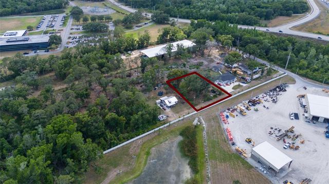 559 LAURA ROAD, Lakeland, FL 33815