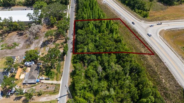 559 LAURA ROAD, Lakeland, FL 33815