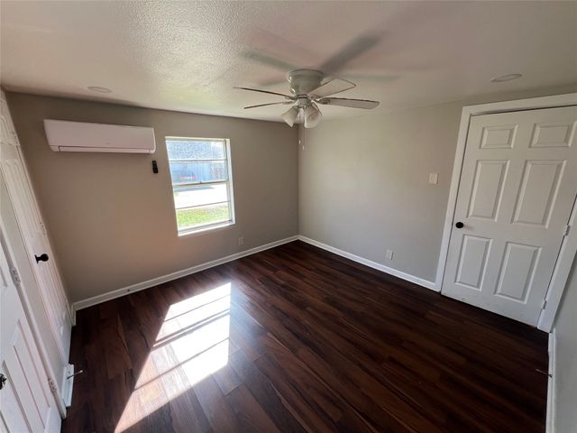700 Dubois Street, Denison, TX 75020