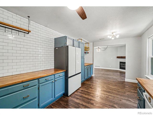 3134 Spinnaker Drive, Longmont, CO 80503