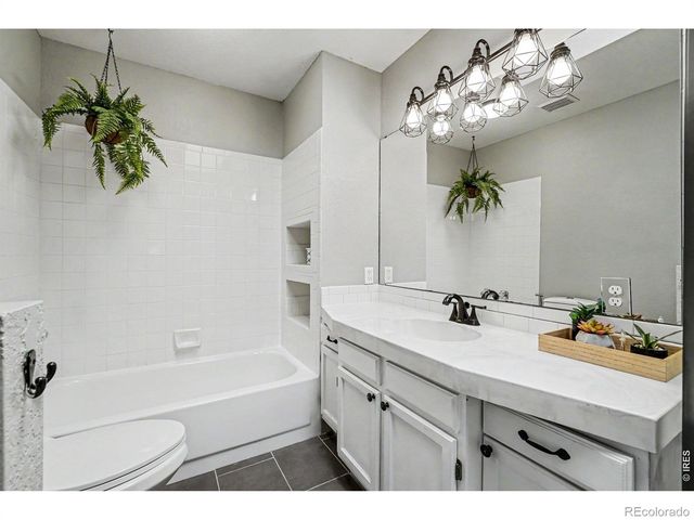 3134 Spinnaker Drive, Longmont, CO 80503