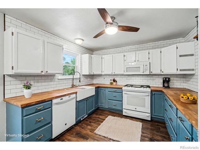3134 Spinnaker Drive, Longmont, CO 80503