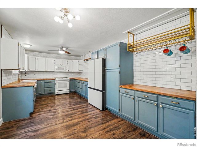 3134 Spinnaker Drive, Longmont, CO 80503