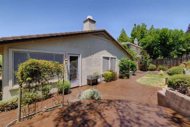 2921 Fox Hill Dr, Rocklin, CA 95765