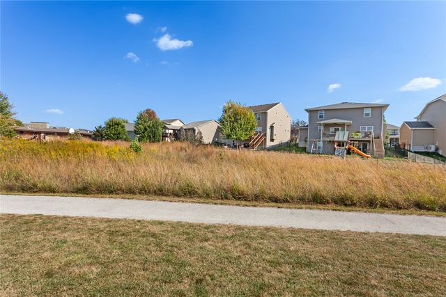 1525 S Warrior Lane, Waukee, IA 50263