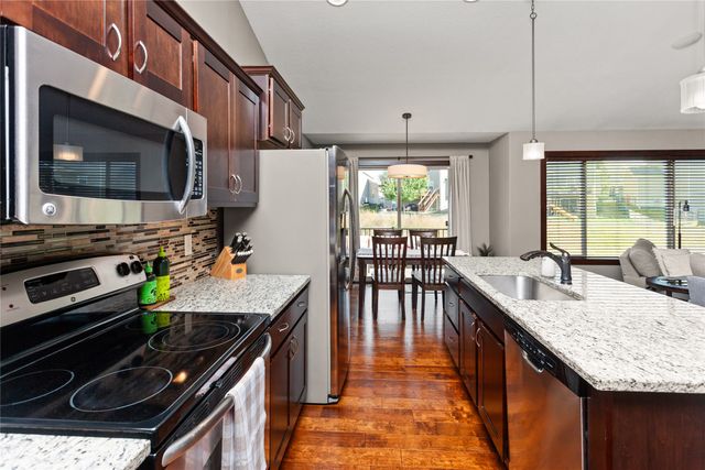 1525 S Warrior Lane, Waukee, IA 50263