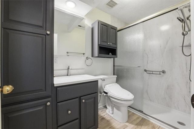 13721 W 58th Terrace 1, Shawnee, KS 66216