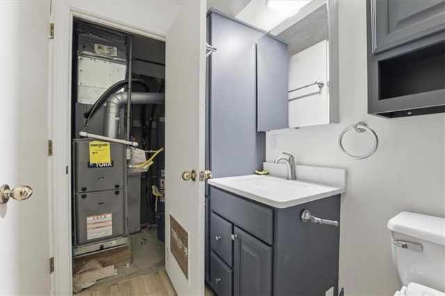 13721 W 58th Terrace 1, Shawnee, KS 66216