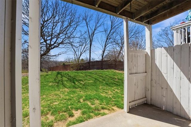 13721 W 58th Terrace 1, Shawnee, KS 66216