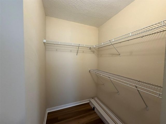 4735 WOODBROOK DR, Sarasota, FL 34243