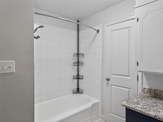 617 Dunaway Lane, Azle, TX 76020