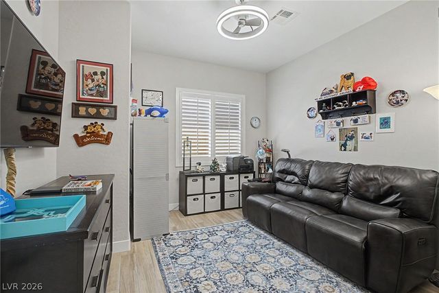 7375 Rosenberger Street, Las Vegas, NV 89166