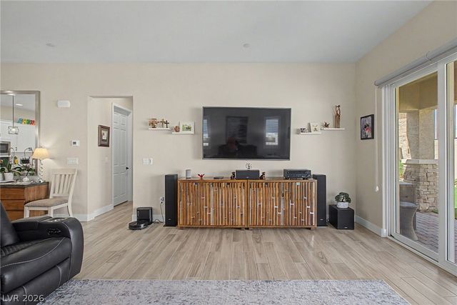 7375 Rosenberger Street, Las Vegas, NV 89166