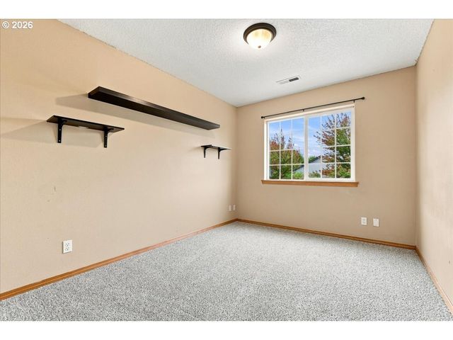 919 Nw 11TH Ave, Battle Ground, WA 98604