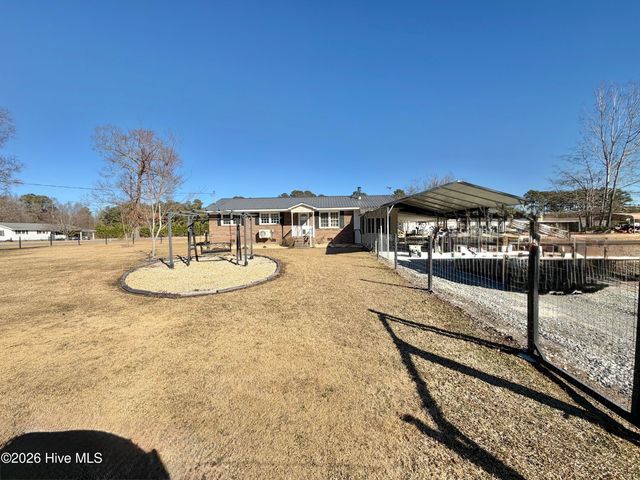 737 Garland Avenue, Kinston, NC 28504