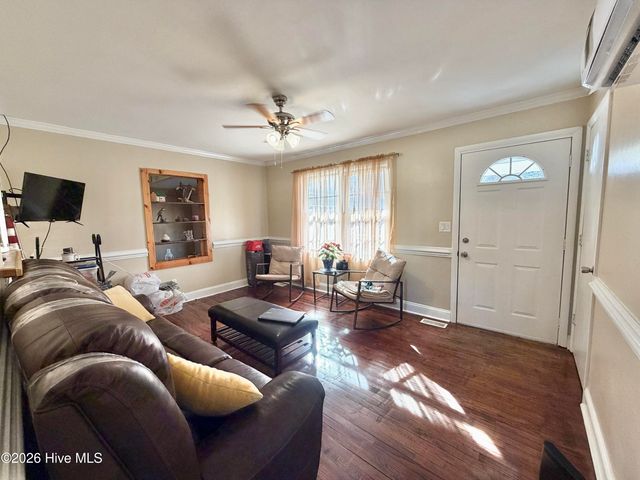 737 Garland Avenue, Kinston, NC 28504