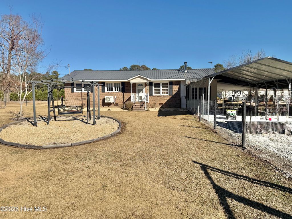 737 Garland Avenue, Kinston, NC 28504