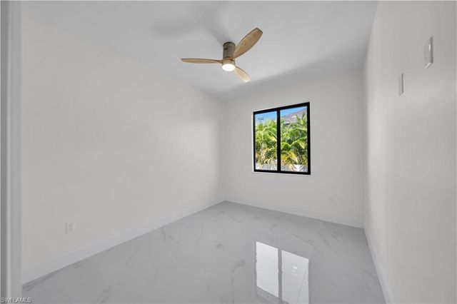3221 SW 3rd TER, Cape Coral, FL 33991