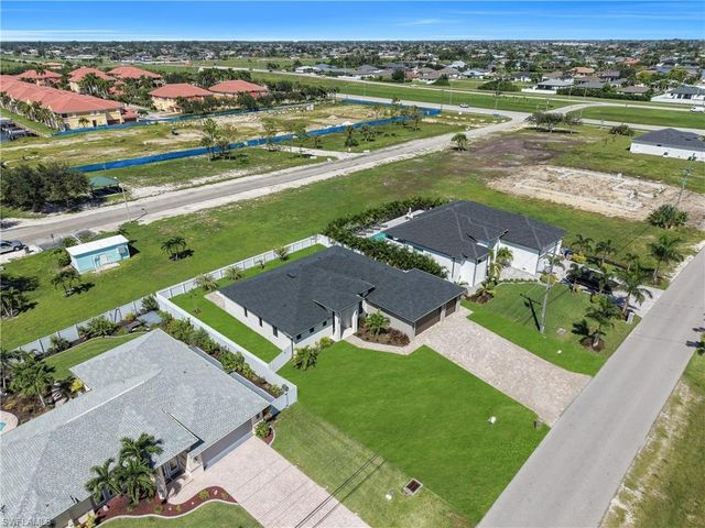 3221 SW 3rd TER, Cape Coral, FL 33991