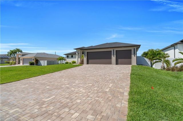 3221 SW 3rd TER, Cape Coral, FL 33991