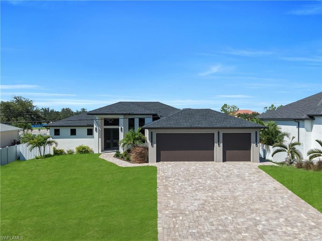 3221 SW 3rd TER, Cape Coral, FL 33991