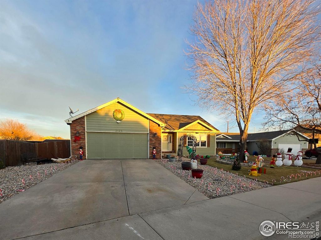 3124 49th Avenue, Greeley, CO 80634