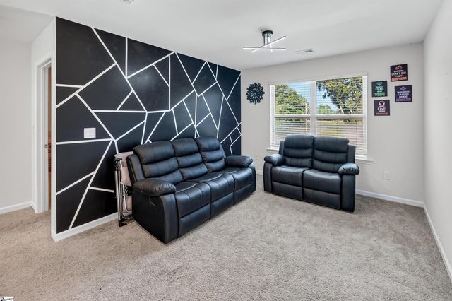 220 Slateford Circle, Piedmont, SC 29673
