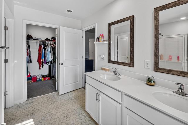 220 Slateford Circle, Piedmont, SC 29673