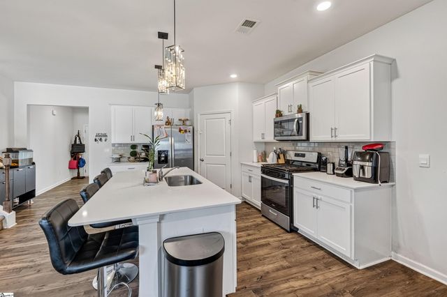 220 Slateford Circle, Piedmont, SC 29673
