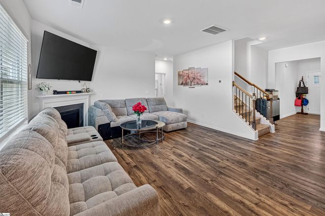220 Slateford Circle, Piedmont, SC 29673