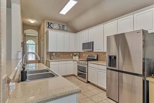3126 Hemingway Drive, Montgomery, TX 77356