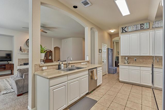 3126 Hemingway Drive, Montgomery, TX 77356