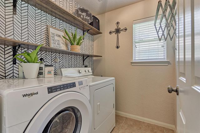 3126 Hemingway Drive, Montgomery, TX 77356