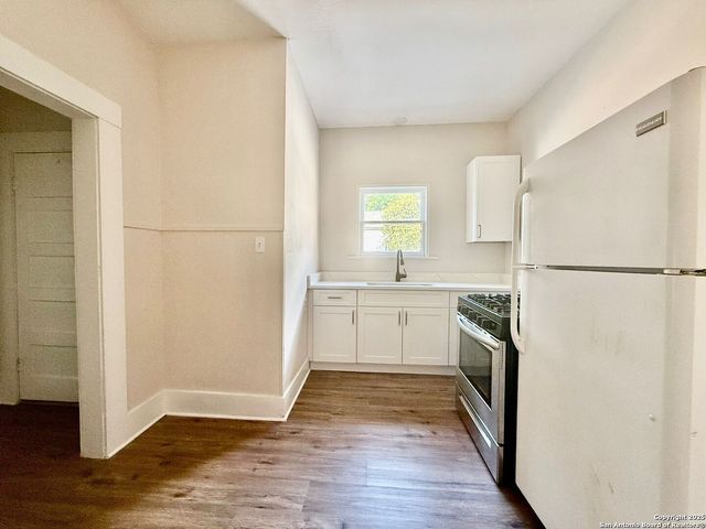 222 Lowell, San Antonio, TX 78210