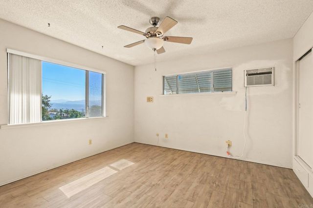 230 Mountain View Rd, El Cajon, CA 92021