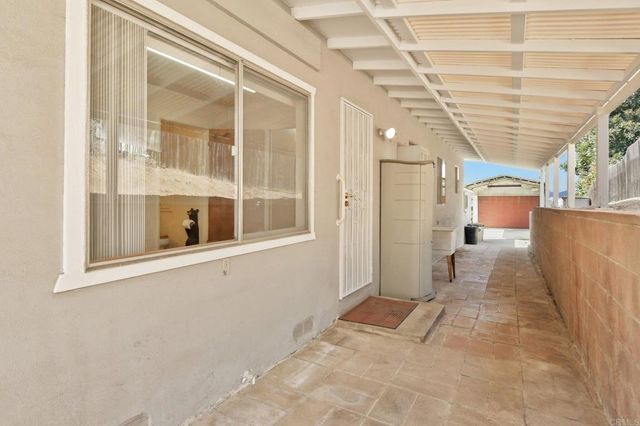 230 Mountain View Rd, El Cajon, CA 92021