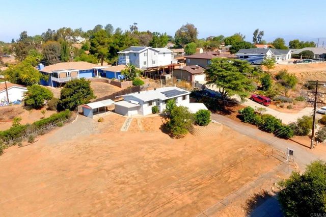 230 Mountain View Rd, El Cajon, CA 92021