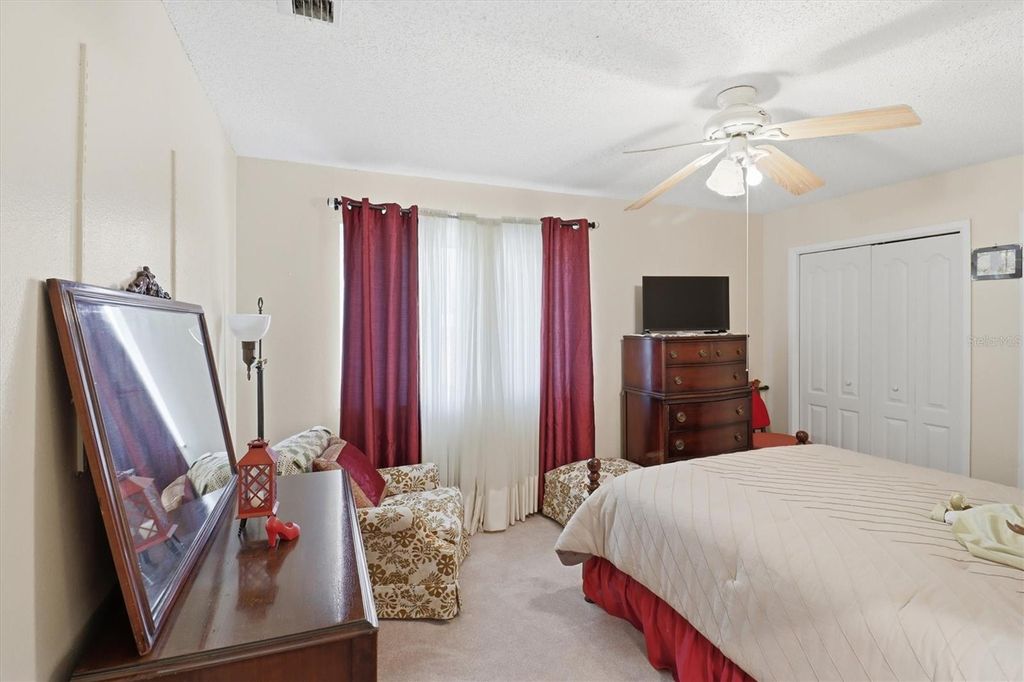 Image 14 of property listing at 2356 ALCLOBE CIRCLE, Ocoee, FL 34761