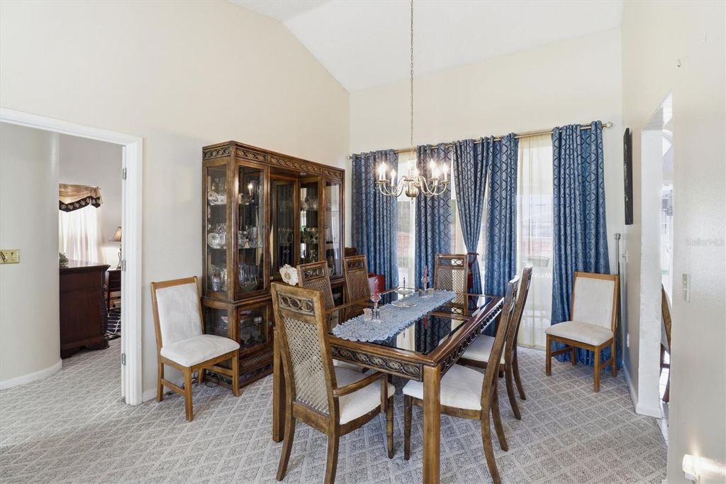 Image 20 of property listing at 2356 ALCLOBE CIRCLE, Ocoee, FL 34761