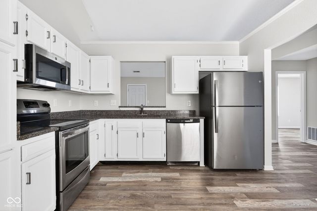 5857 Prairie Meadow Drive, Indianapolis, IN 46221